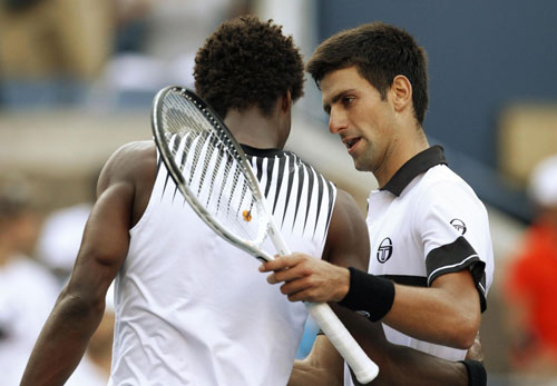 Djokovic powers past Monfils into US Open semis