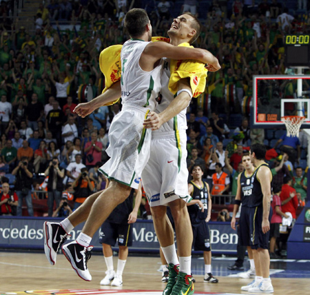 Lithuania tops Argentina 104-85 to reach 1st Worlds semis