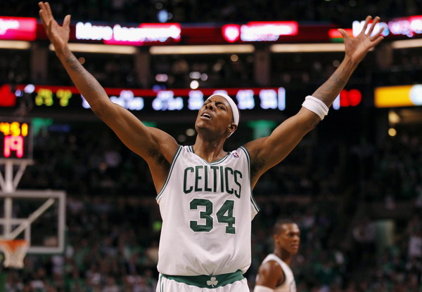 Celtics beat the Heat to spoil LeBron's Miami debut