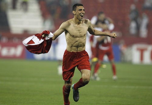 Syria shock Saudi Arabia 2-1 in Asian Cup opener