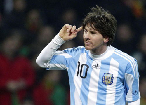 Messi earns Argentina 2-1 win over Portugal