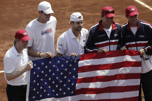Roddick clinches US win over Chile