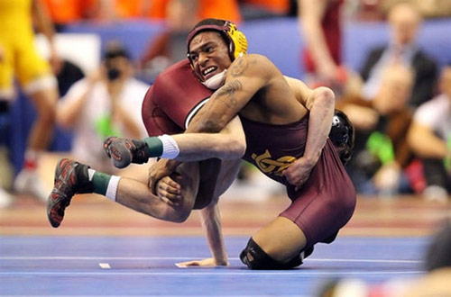 One-legged US wrestler wins NCAA wrestling t