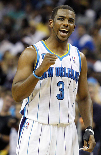 Paul's triple-double lifts Hornets past Lakers