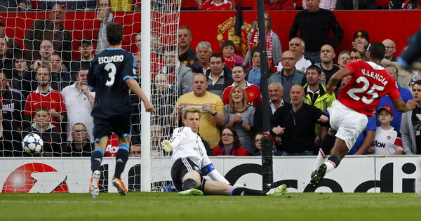 Barca next for Man United after crushing Schalke