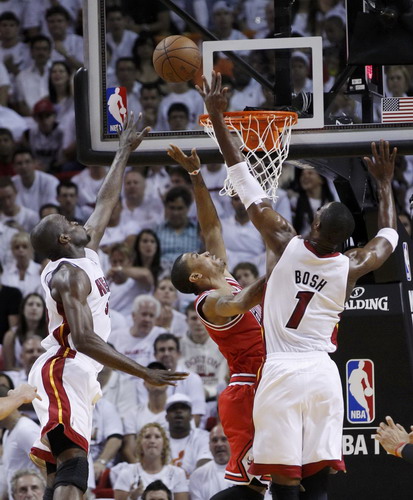 Heat surpass Bulls 101-93 in Game 4 overtime