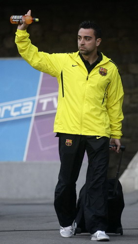 Barca fly two days earlier due to volcano ash