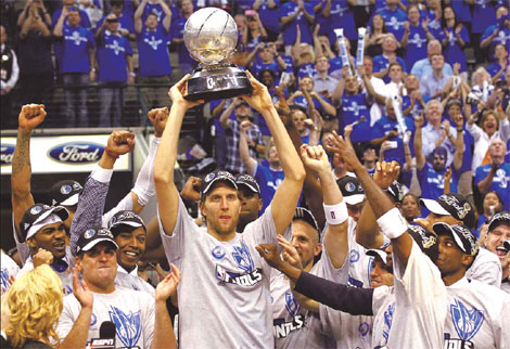 Nowitzki sends Mavs to finals