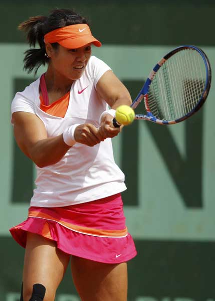Li Na advances to 4th round at French Open