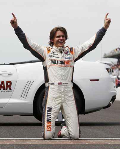 Wheldon celebrates Indy 500 race win with milk shower