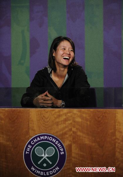 Li goes for 3rd straight major final at Wimbledon