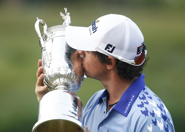 McIlroy cruises to first major title at US Open