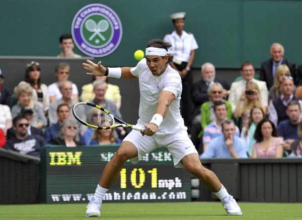 Nadal advances in style, Murray has it covered
