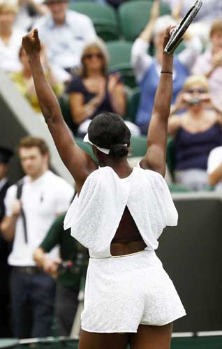 Nadal advances in style, Murray has it covered