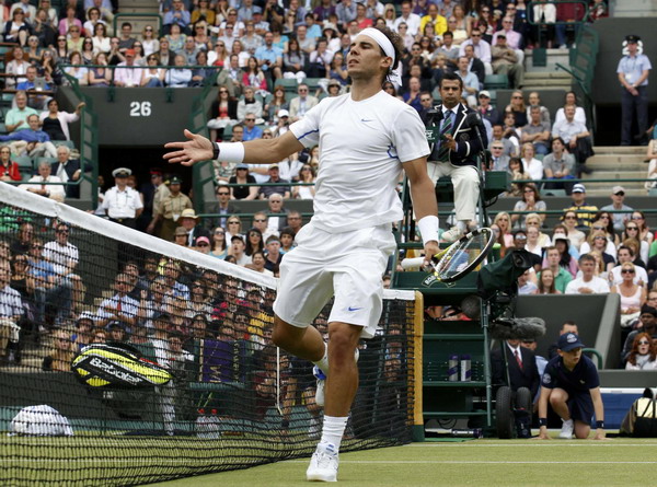 Nadal beats Muller in 3 sets to reach 4th round