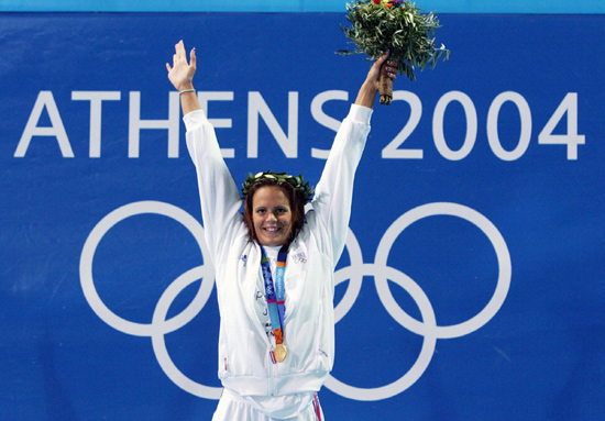 Former Olympic champion Manaudou announces return