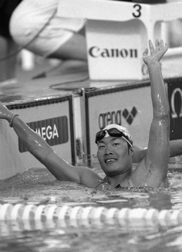 1992-2011: Chinese mermaids in the pool