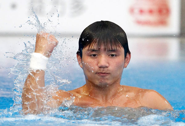 Chinese seal sweep in diving