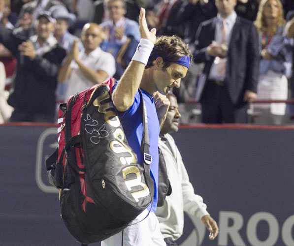 Tsonga ousts Federer in latest Montreal upset