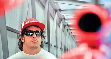 Downcast Alonso says Ferrari is too slow