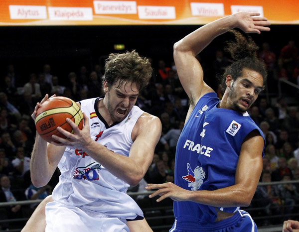 Spain retain European basketball title