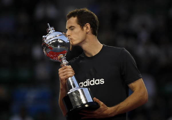 Murray floors Nadal to win Japan Open