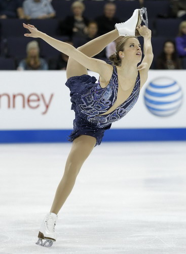 Chinese skaters win silver at ISU Grand Prix