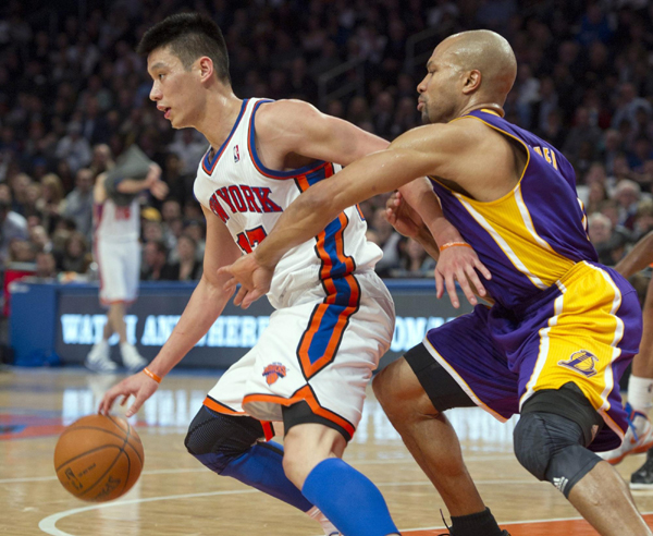 'Linsanity' outduels Lakers for Knicks' 4th win in a row