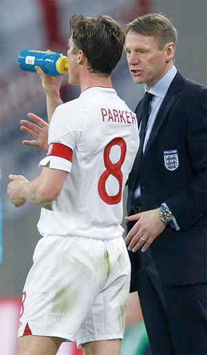 Parker keen to keep England captaincy