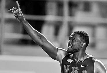 Record-setter Ashton, Gatlin lead US indoor medal charge