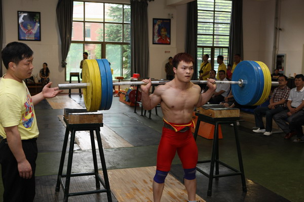 Chinese weightlifters gear up for Olympics