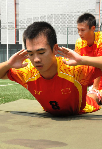 China's blind football team heading for London Paralympics