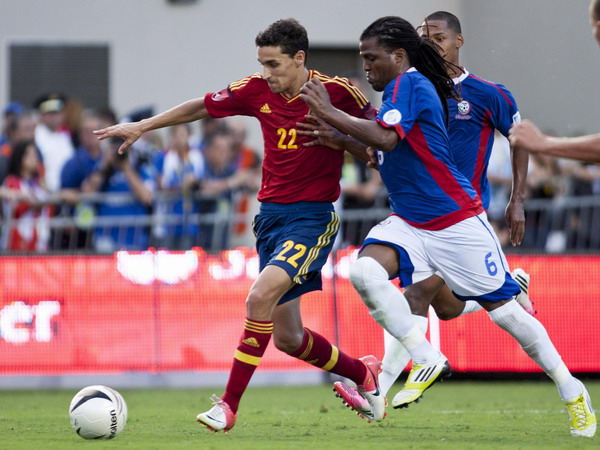 Dominant Spain beat Puerto Rico 2-1