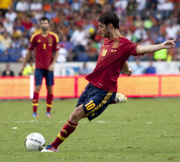 Dominant Spain beat Puerto Rico 2-1