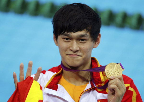 Olympic champions Sun Yang, Ye Shiwen awarded