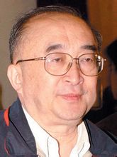Former sports minister dies at 73