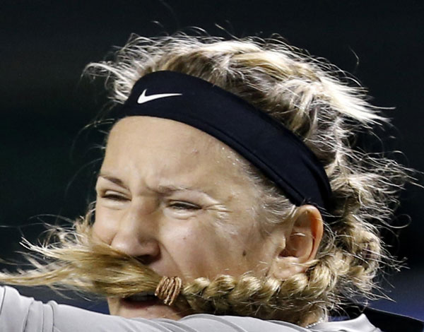 Dizzy Azarenka reaches Tokyo quarters