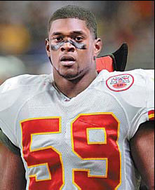 US NFL player kills girlfriend and self