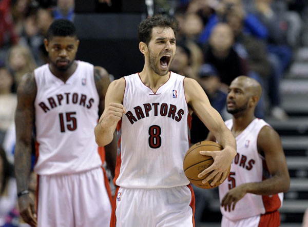 Raptors edges Rockets for first win streak since April