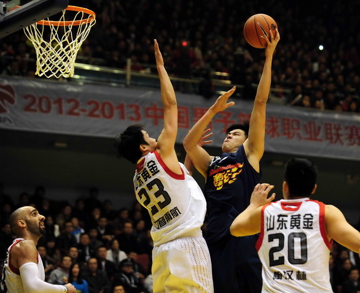 Guangdong crushes Shandong 94-74 to lift 8th CBA title