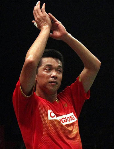 Indonesia's Taufik retires from badminton