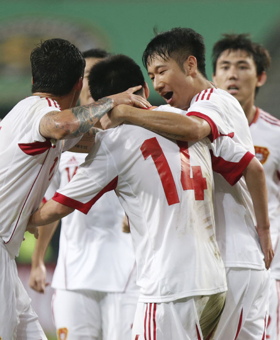 Holders China tie Japan 3-3 in East Asian Cup opener