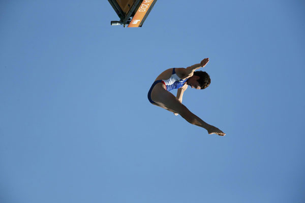 Women's high diving makes a splash at Barcelona worlds