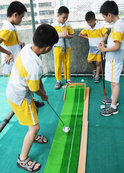 Golf champion makers in China