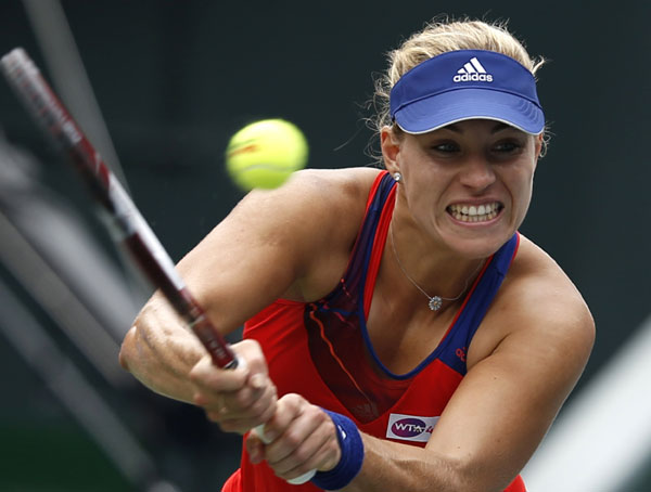 Kerber secures final berth to WTA Championships