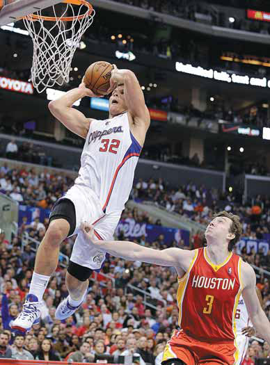 Clippers shoot down Rockets