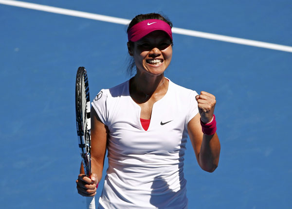 Narrow escape for China's Li Na in 3rd round
