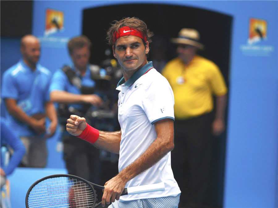 Federer advances to 4th round at Australian Open