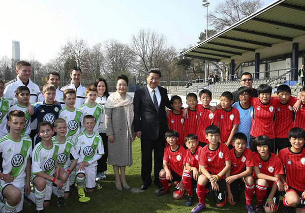 Chinese leaders' passion for sports