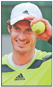 Murray digs deep to advance